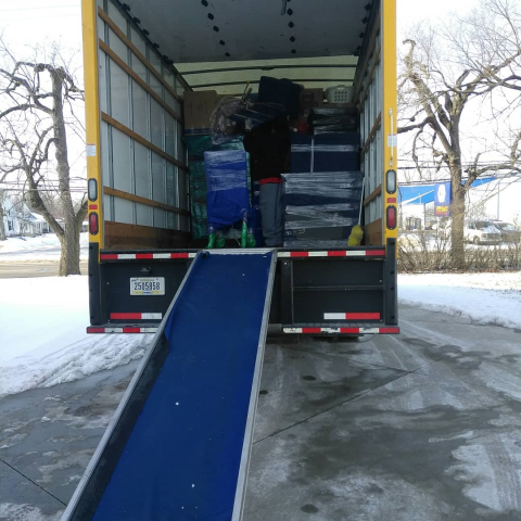 Above Top Quality Moving Hauling profile image