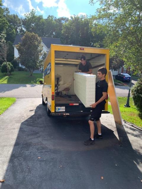 Clearance Family Movers profile image