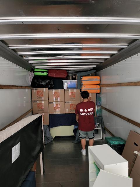 In and Out Movers profile image