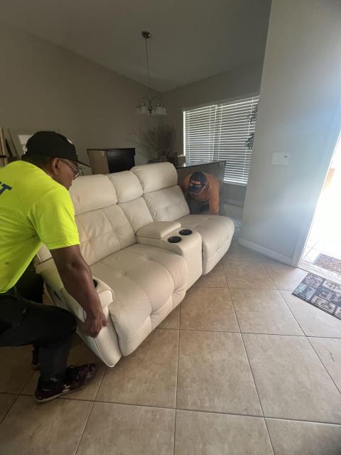 Y & L Moving profile image