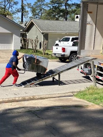 Escamilla Moving Services profile image