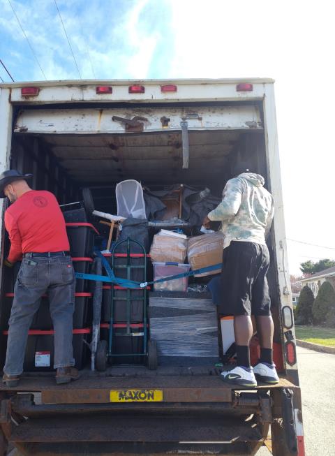 MuscleLoadersMoving profile image