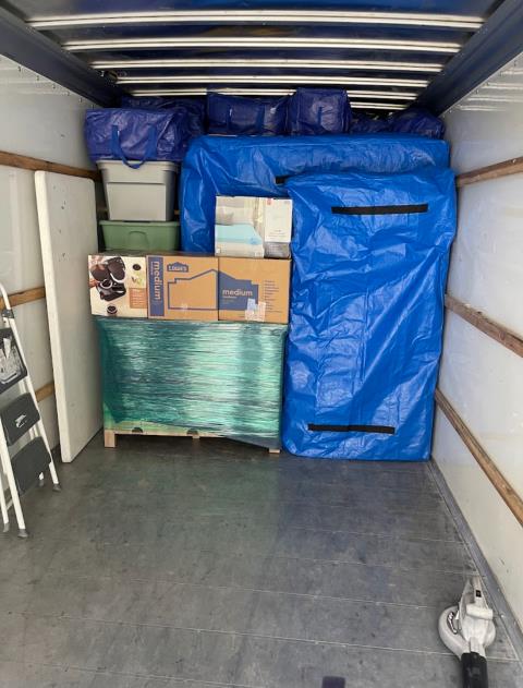 HOUSEHOLD HAULING profile image