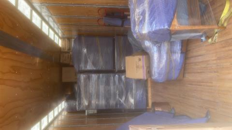 YesMovers profile image