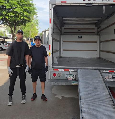 Lone Star Reliable Movers profile image