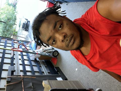 Moe,s Movin profile image