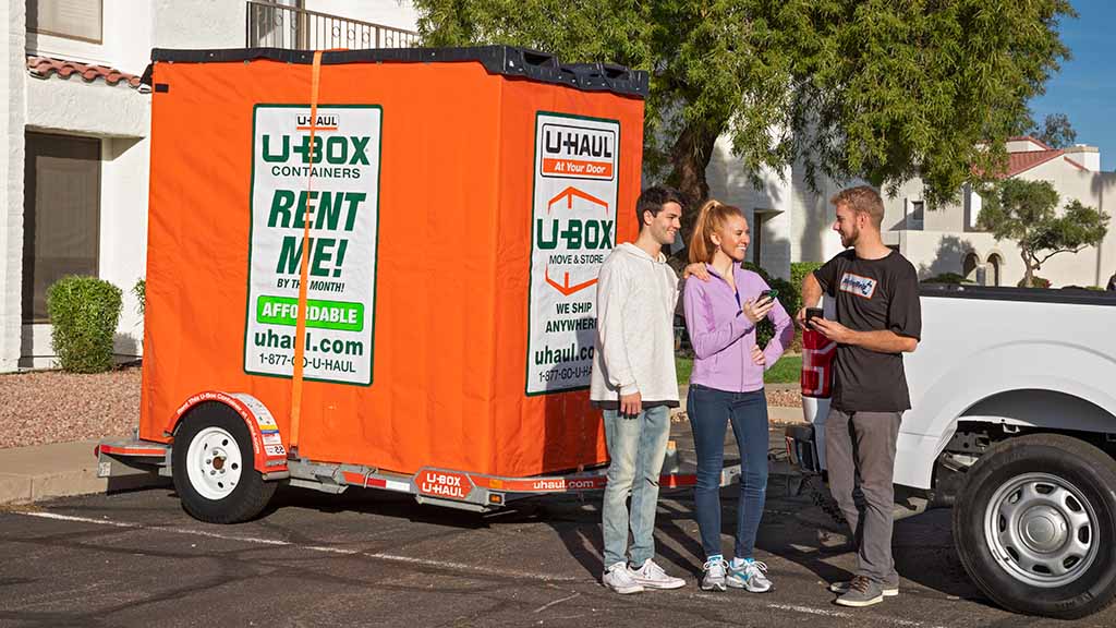 6 Tips to Consider When Leaving Your Moving Help Review
